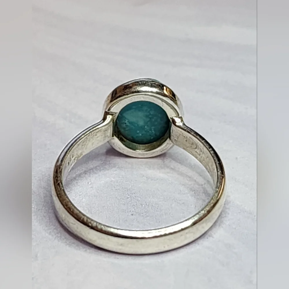 Contemporary Turquoise and Sterling Ring - Picture 2 of 5